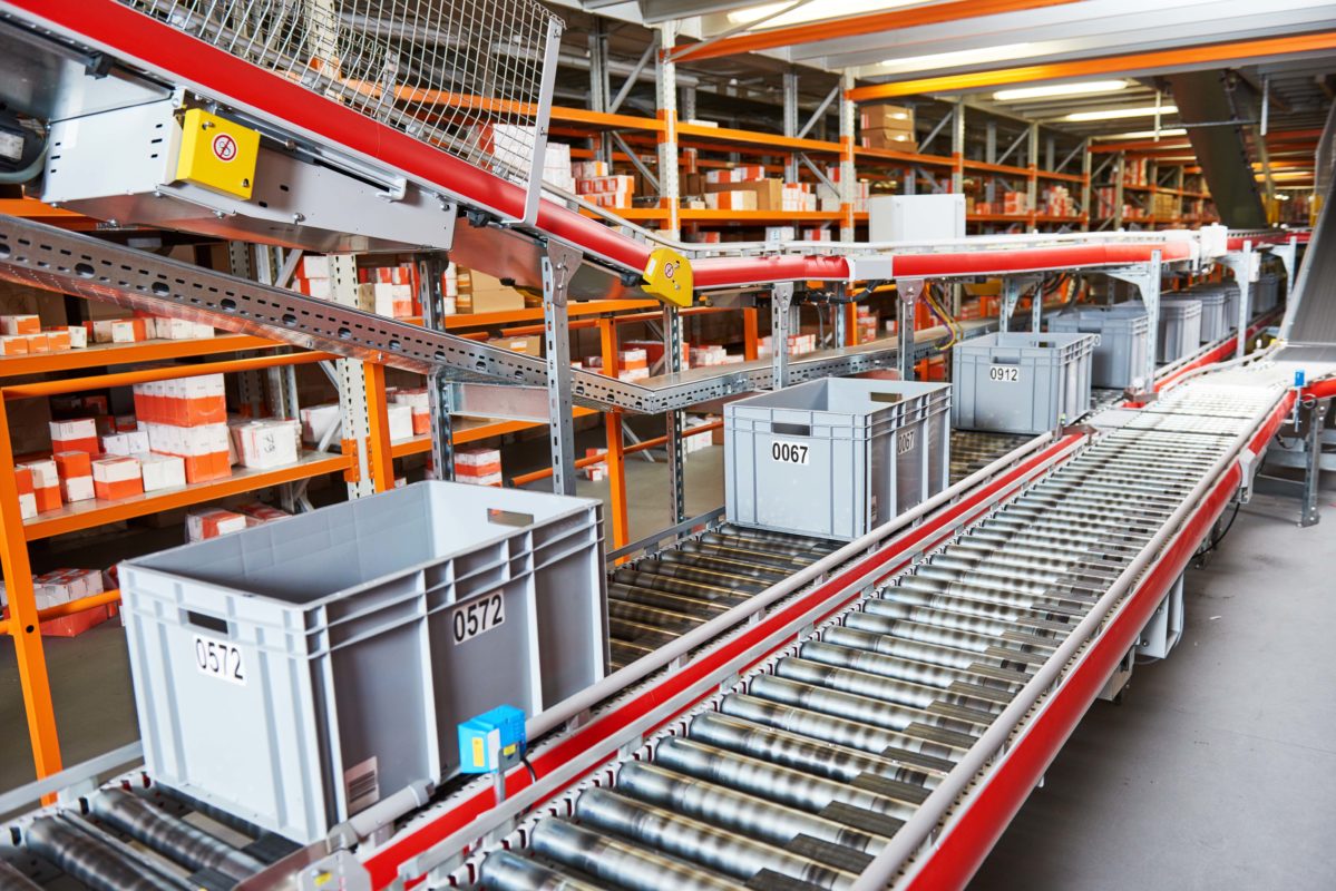 Warehouse Automation. Automatic conveyer with moving boxes